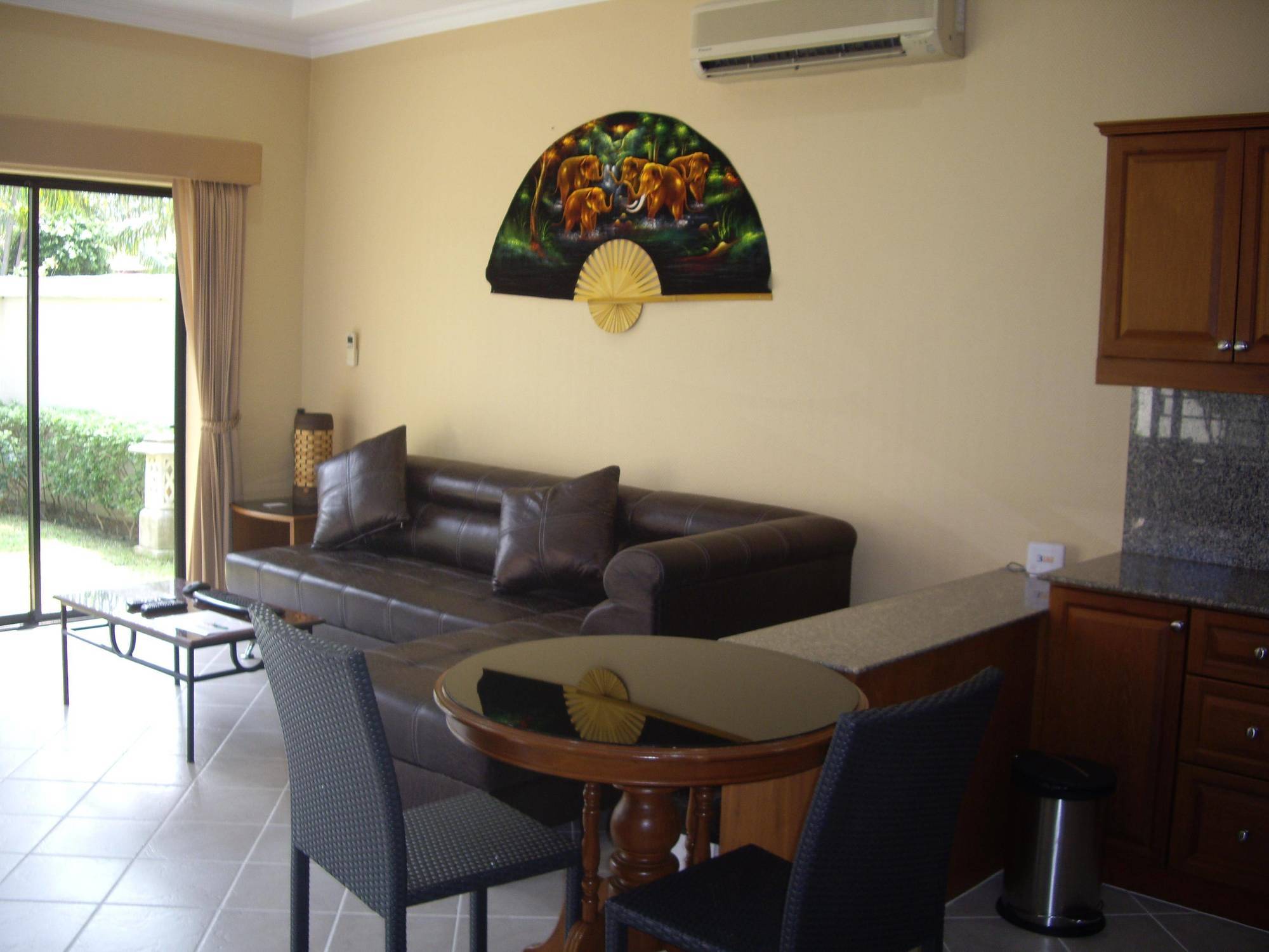 View Talay Villas Чонбури Екстериор снимка